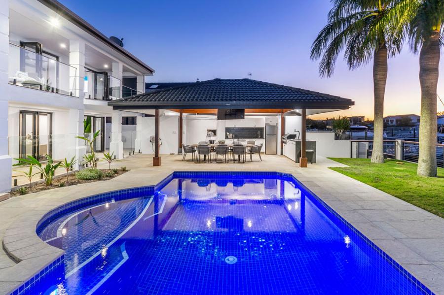 Hollywell Waterfront Builders Gold Coast